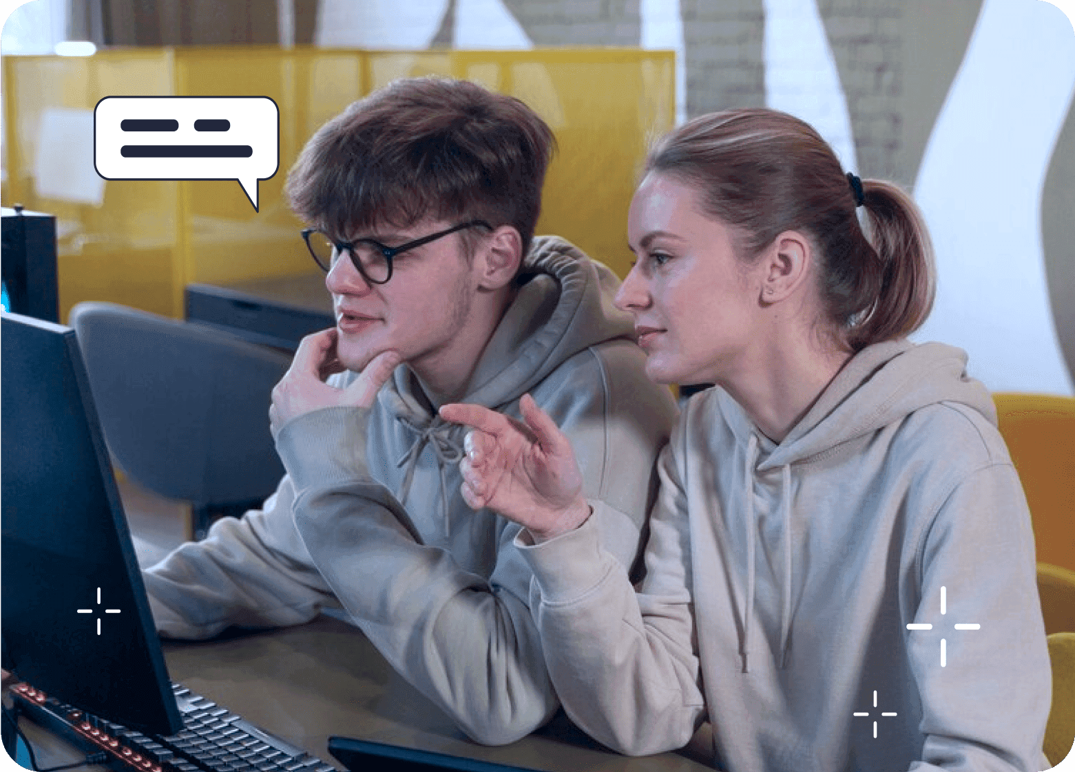 Наставник помогает стажёру